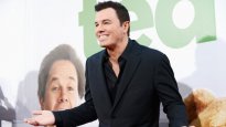Seth MacFarlane to Host the