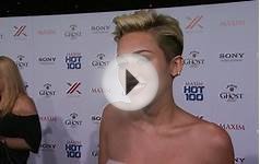 Entertainment Tonight: ET Top 5: Outrageous Red Carpet