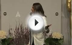 Oscars 2014 Winners Room: Jared Leto gives away Best