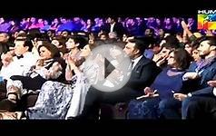 When Saba Qamar Won Best Actress Award @ Hum Tv Awards